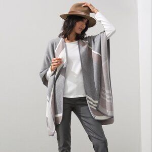 CHICO'S Colorblock Stripe Neutral Knit Ruana Covering Moon Shade Grey Wrap Shawl